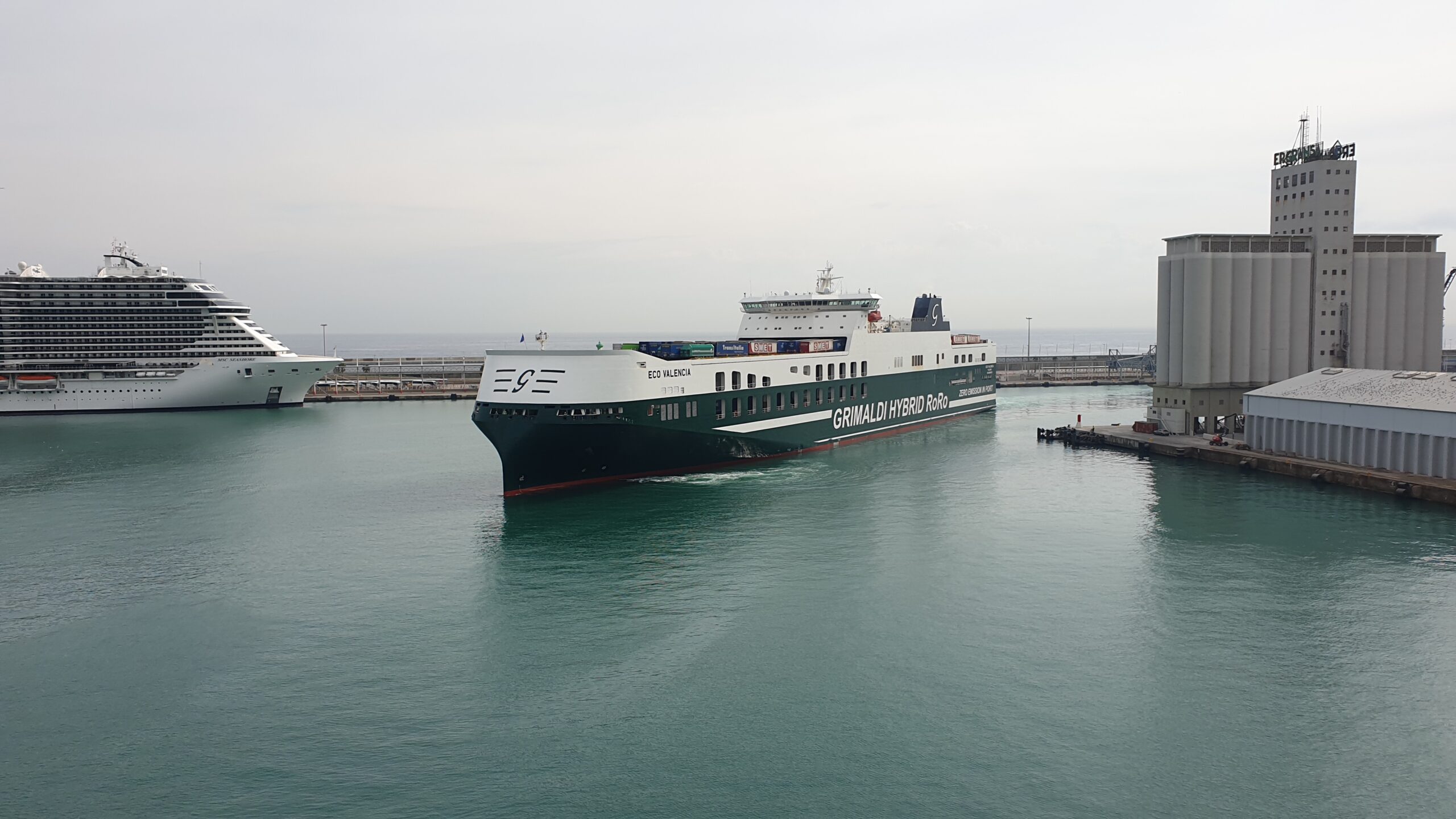 Grimaldi hybrid Ro-Ro Eco Barcelona vessel equipped with Silverstream air lubrication system sailing at sea